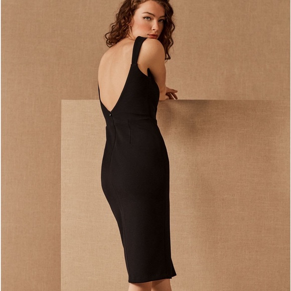 Perfect LBD - Picture 2 of 4